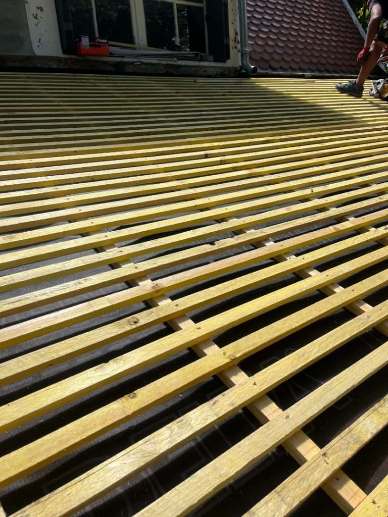 Toiture en pleins travaux