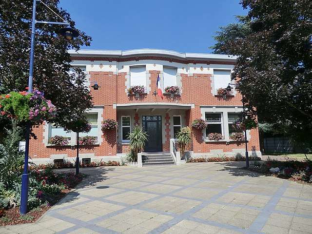 la-chapelle-darmentieres